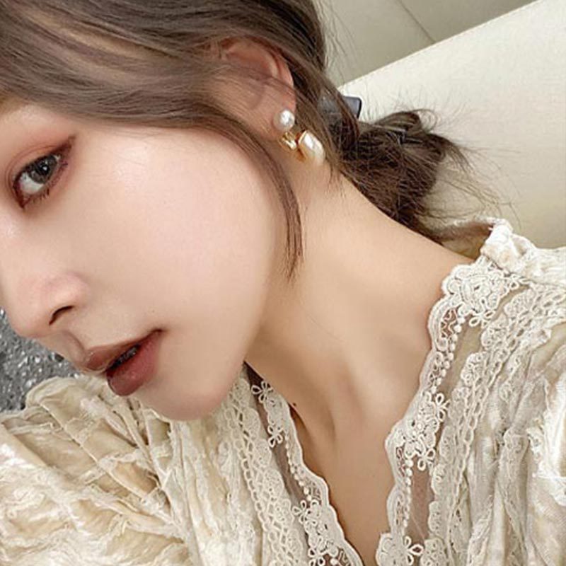 Fashion And Irregular Design Cold Wind And Simple Temperament Earrings