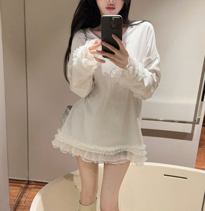 Korean Style Sweet Lace Hemline Stitching Dralon Long Sleeve Top