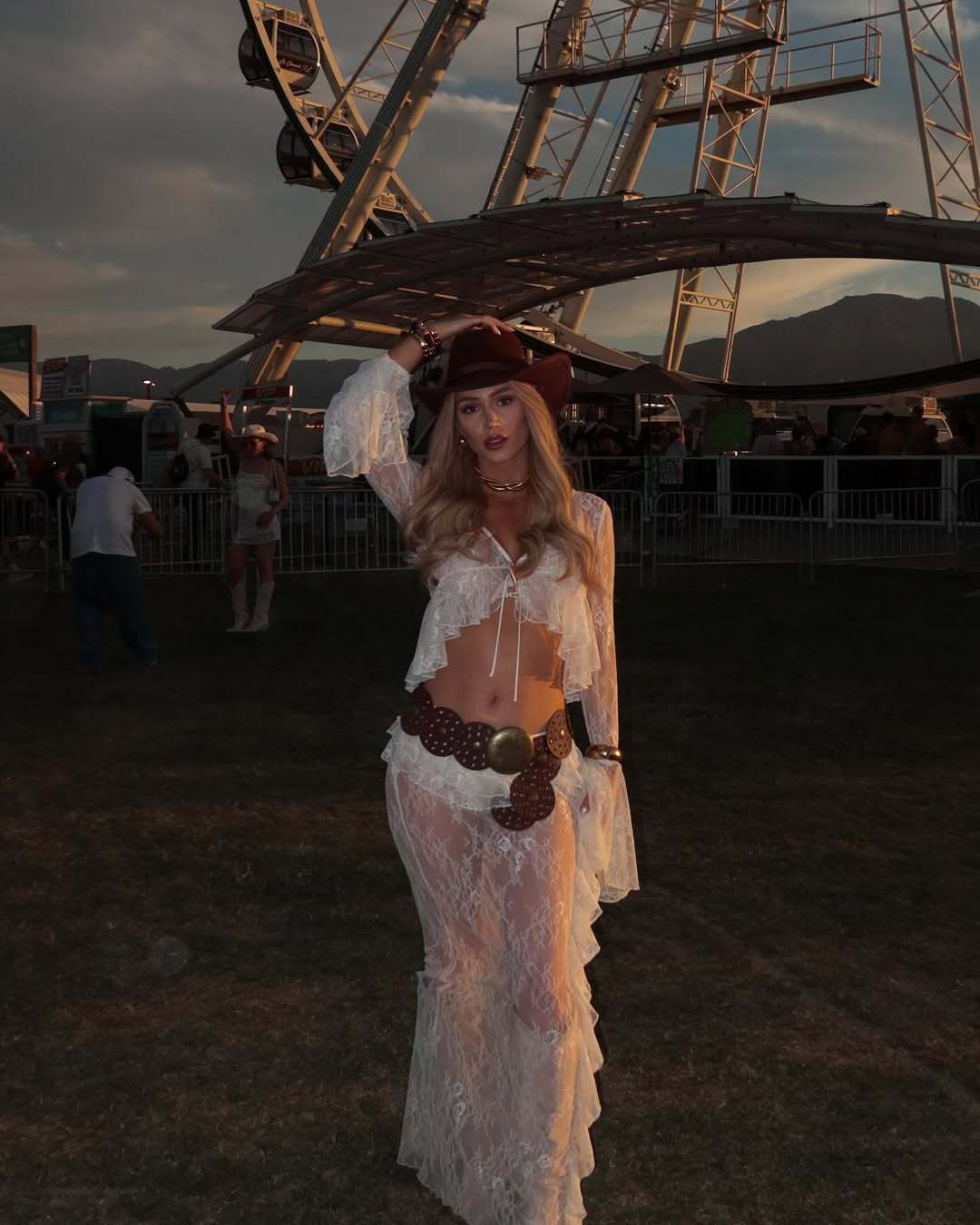 Ruffled Flared Sleeve Lace Navel Sexy Transparent Skirt