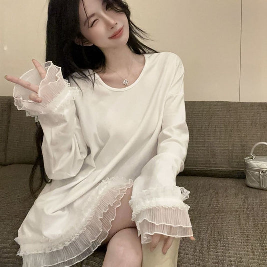 Korean Style Sweet Lace Hemline Stitching Dralon Long Sleeve Top