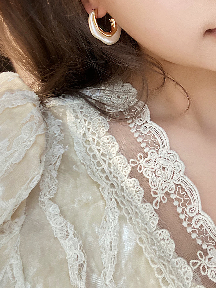 Fashion And Irregular Design Cold Wind And Simple Temperament Earrings