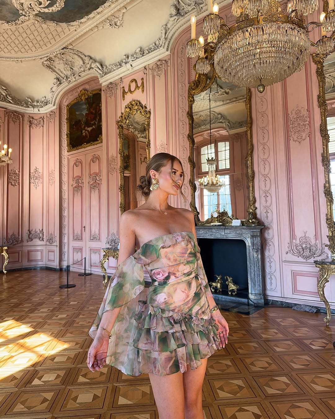 Chiffon Printed Ruffled Cloak Wrapped Chest A- Line Dress