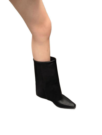 Pointed Female Fashion Personality Martin Boots